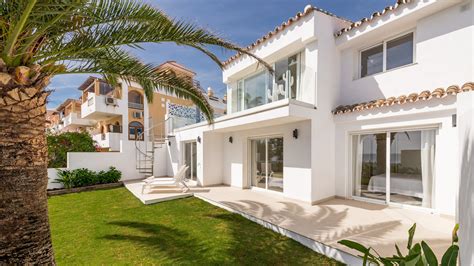houses for sale near malaga